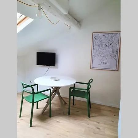 Bligny Attic 2 *